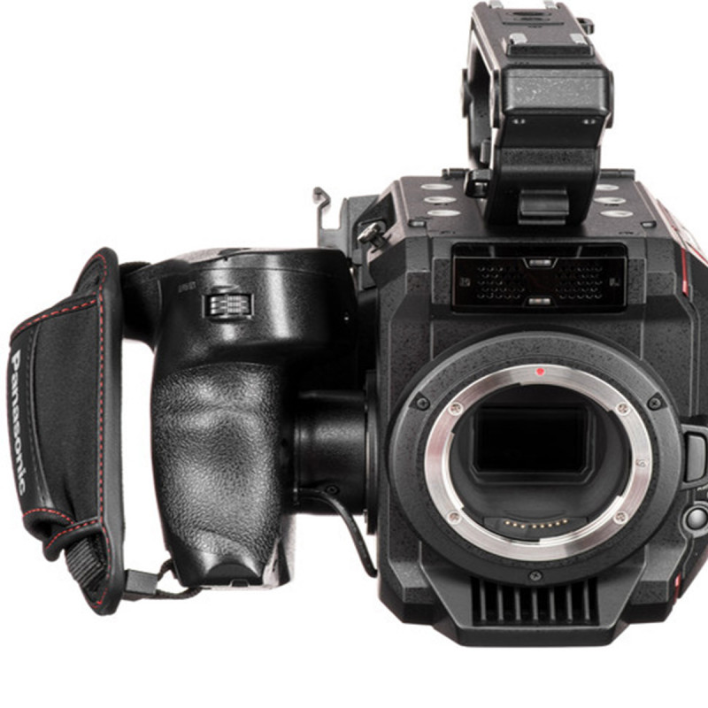 Panasonic Caméscope de poing 4K/HD MOV/AVCHD CMOS S35 5.7K Monture EF