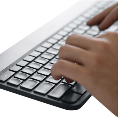 Logitech Craft Clavier sans fil Bluetooth rétro-éclairage Win & Mac