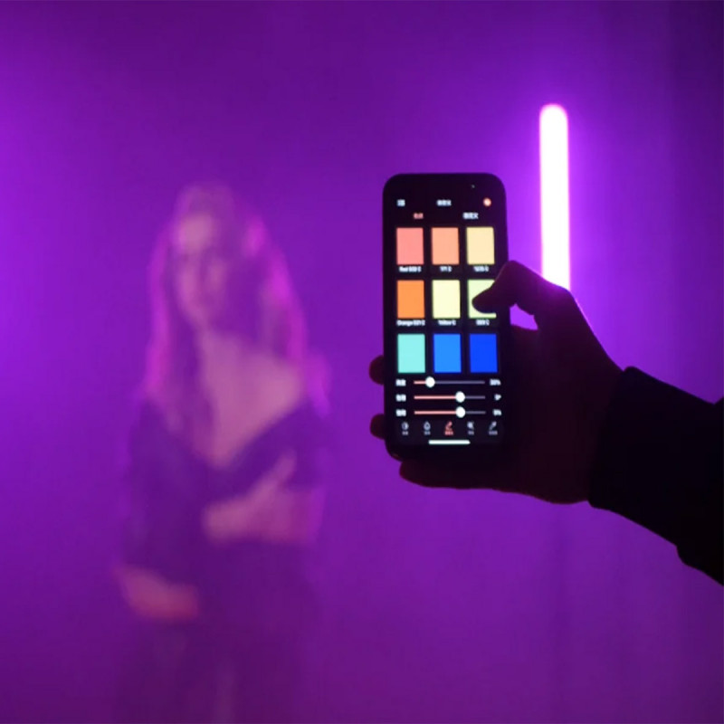 Sirui Tube LED RGB télescopique 455-740mm avec batterie rechargeable