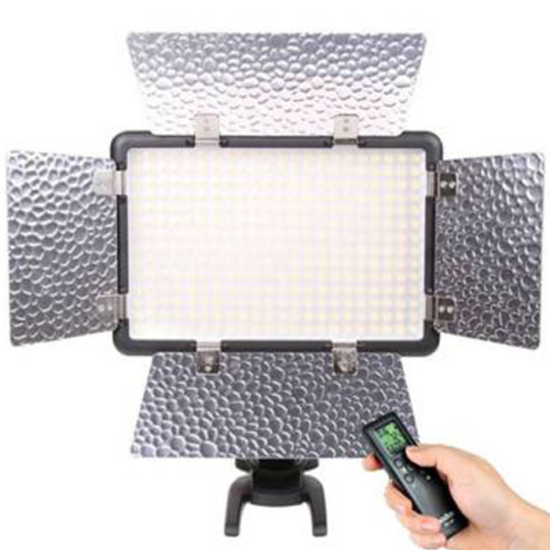 Godox LED308W II - LED video light 5600K with barndoor