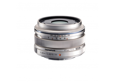 Olympus M.Zuiko Digital 17mm F1.8 silver