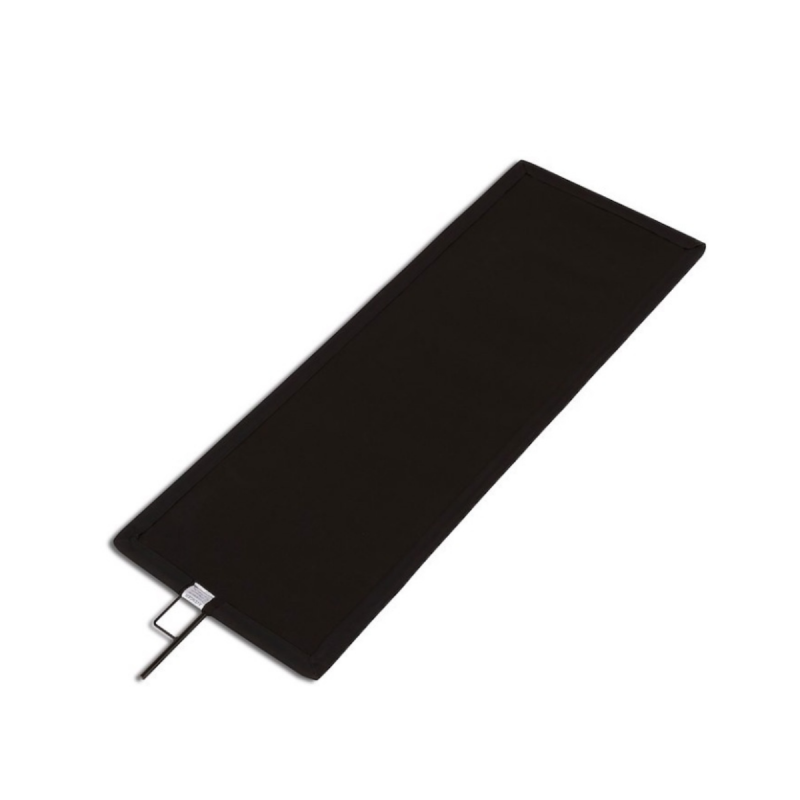 Avenger I1021 Drapeau noir Cutter 45 x 122 cm