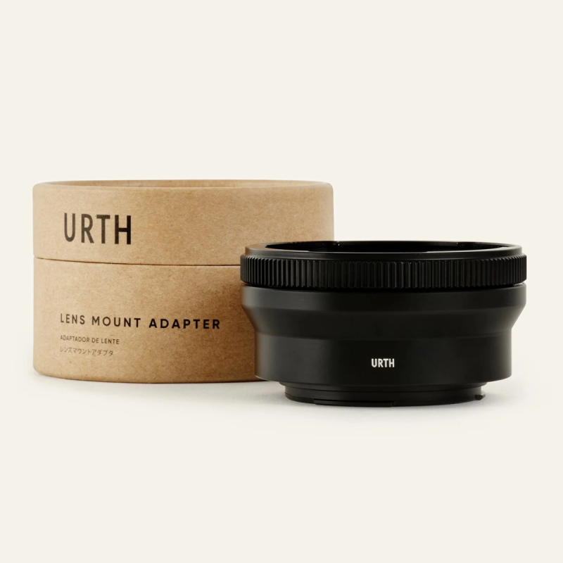 Urth Lens Mount Adapter: Pentacon Six (P6) Lens to Canon (EF / EF-S)