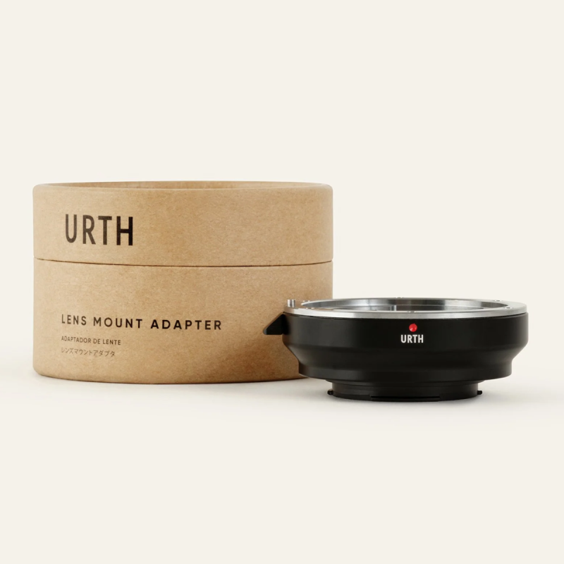 Urth Lens Mount Adapter:Canon (EF / EF-S) Lens to Samsung NX