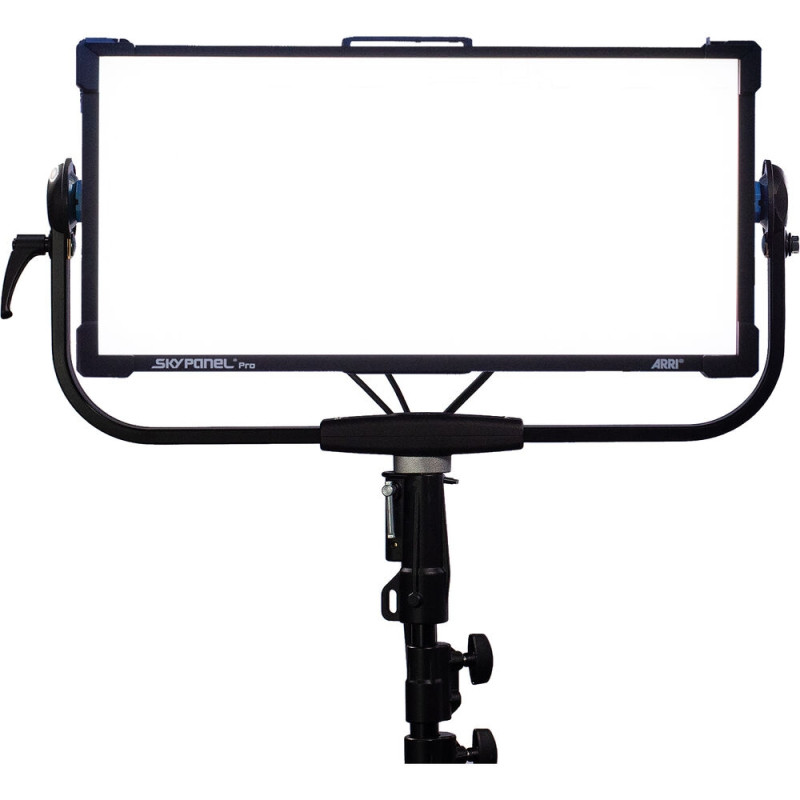 ARRI - L0.0052500 - S60 Pro MAN black (Schuko)
