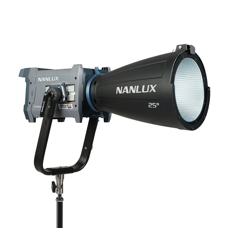 Nanlux - Projecteur Evoke 600C Full-color avec Sac valise rigide